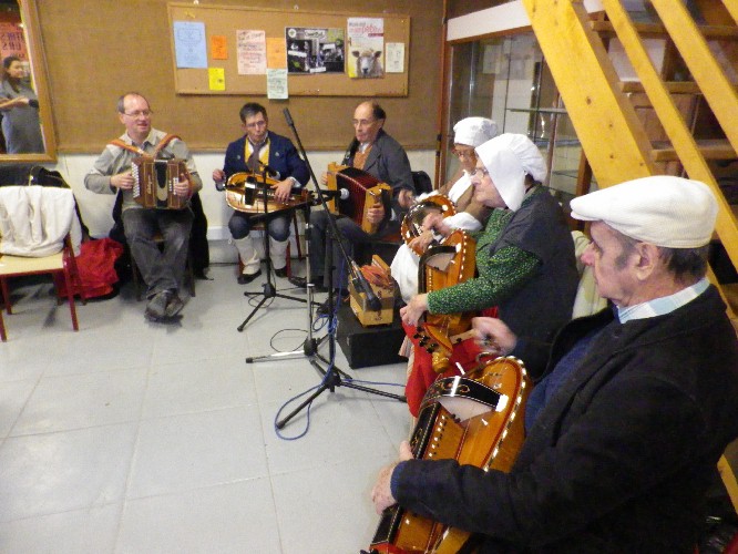 Les musiciens ont bien tenu leur rang